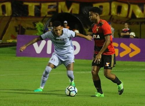 Grêmio sai na frente, permite virada do Sport e perde a primeira no Brasileirão