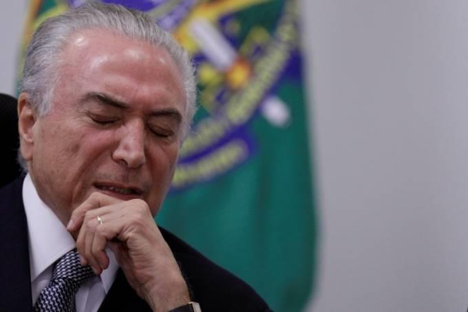 PF vê indícios de corrupção e pede mais tempo para investigar Temer