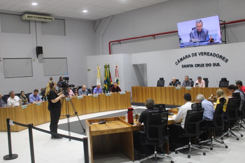 Câmara autoriza a contratação de 51 servidores