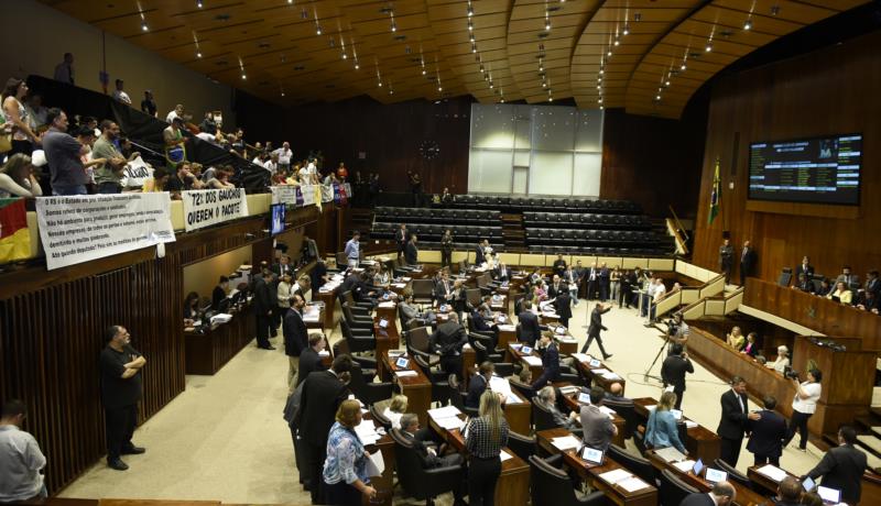 Assembleia aprova três projetos do Executivo