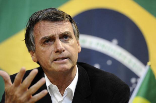 TSE abre ação para investigar suspeita contra campanha de Bolsonaro