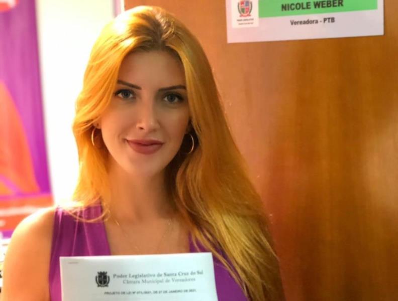 Nicole Weber protocola projeto para que bares e restaurantes auxiliem clientes mulheres em situação de risco