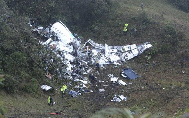 Caixa-preta do avião que levava Chapecoense é encontrada