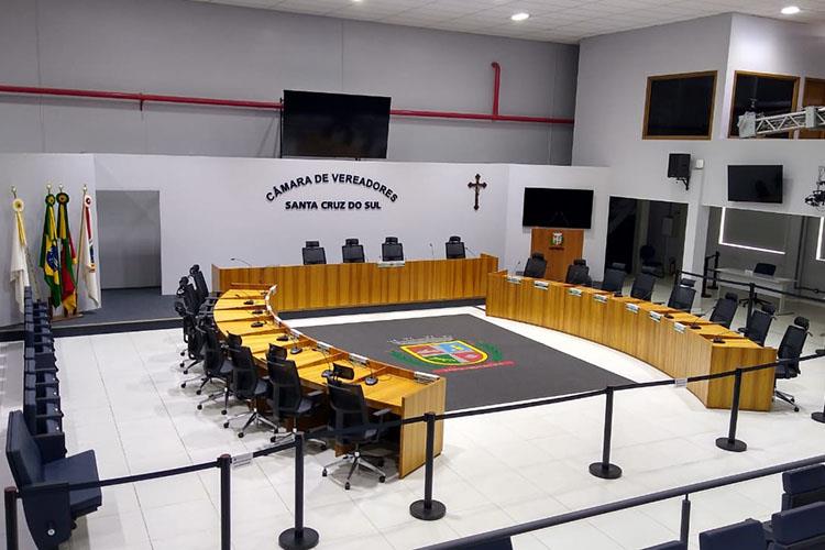 MP encaminha ofício à Câmara de Vereadores sugerindo redução de assessores parlamentares