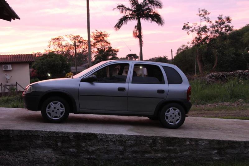 Veículo roubado em assalto a residência é recuperado