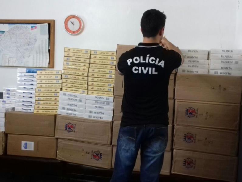 Mais de 1 mil pacotes de cigarro contrabandeado são apreendidos