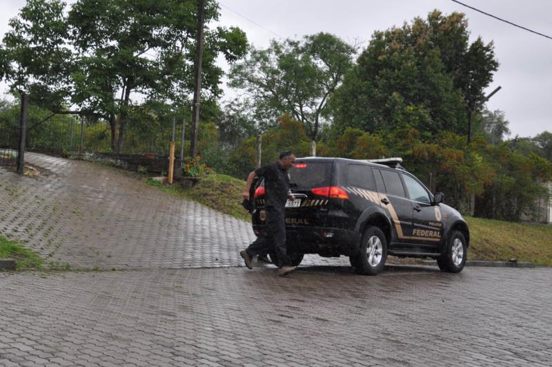 Polícia Federal cumpre mandado em Vera Cruz