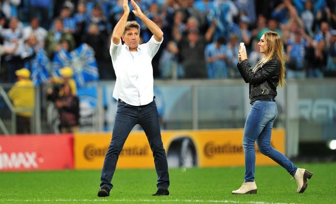 Após invasão de Carol Portaluppi, Grêmio é impedido de decidir final da Copa do Brasil na Arena