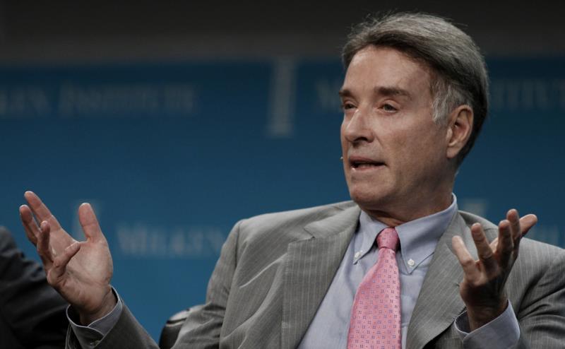 Eike Batista embarca em Nova Yok com destino ao Rio