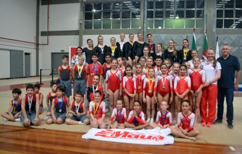 Colégio Mauá comemora 15 anos de Ginástica de Trampolim com competição