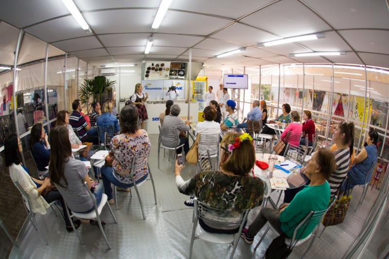 Oktoberfest convida os visitantes para as aulas gratuitas de culinária