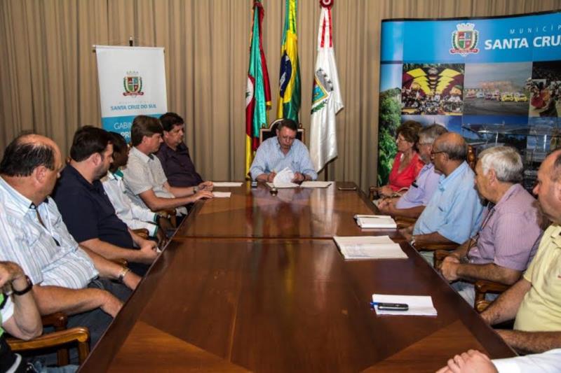 Santa Cruz terá primeiro estádio de futebol amador com iluminação