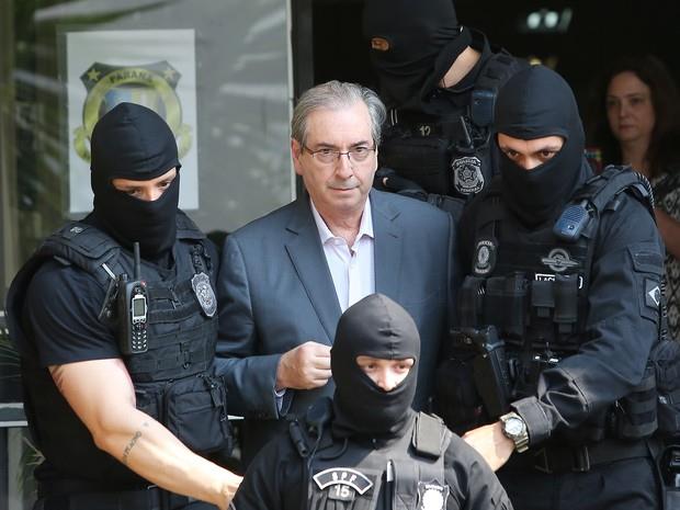 Moro determina que Eduardo Cunha seja transferido da PF para presídio