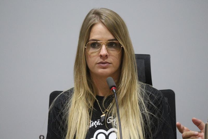 Bruna Molz vai processar autores de ofensas em redes sociais
