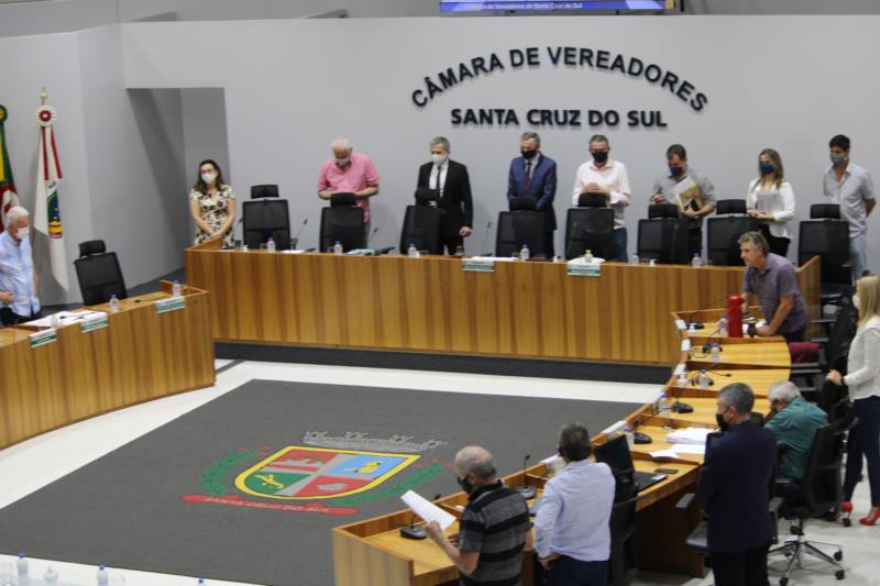 Corsan se compromete a rever os aditivos do contrato com o município
