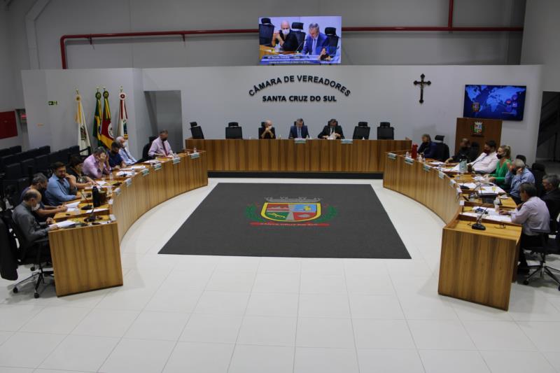 Três projetos ingressam na pauta da última sessão ordinária em Santa Cruz
