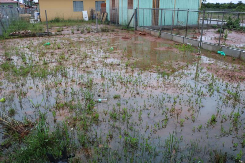 Santa Cruz tem sete casas destelhadas