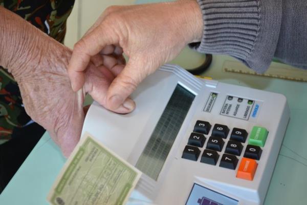 TSE seguirá recomendação sanitária e excluirá identificação biométrica no dia da votação
