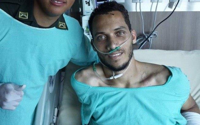 Zagueiro Neto, da Chapecoense, recebe alta e passará o Natal em casa