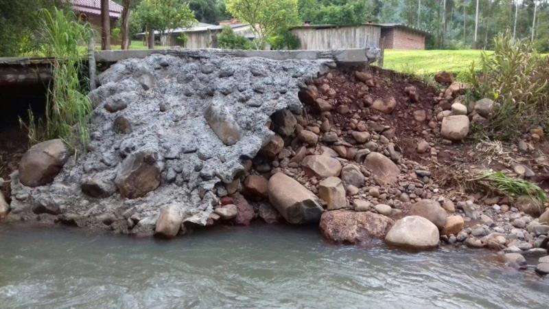 Prefeitura busca recursos para prejuízos causados pelas chuvas