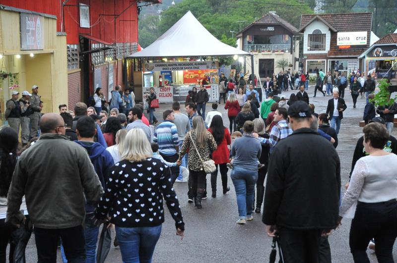 Coordenação da 32ª Oktoberfest mantém preços de ingressos de 2015