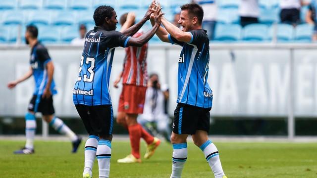 No primeiro jogo sem Douglas, Grêmio derrota o Passo Fundo