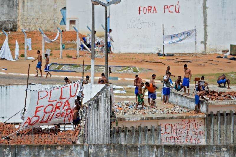 Peritos encontram dois crânios em penitenciária de Alcaçuz