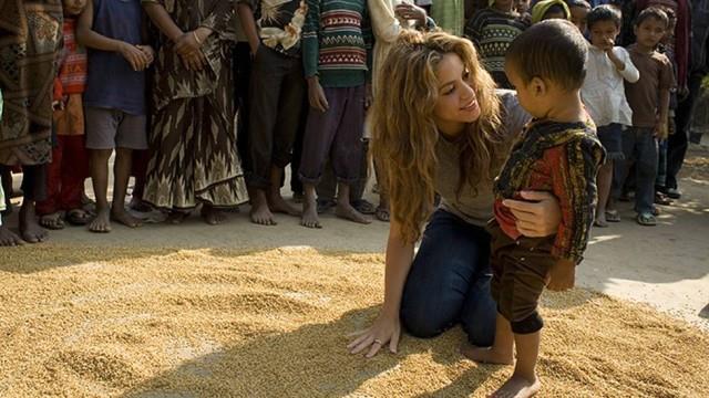 Shakira doa US$ 15 milhões para reconstruir Haiti após passagem do furacão