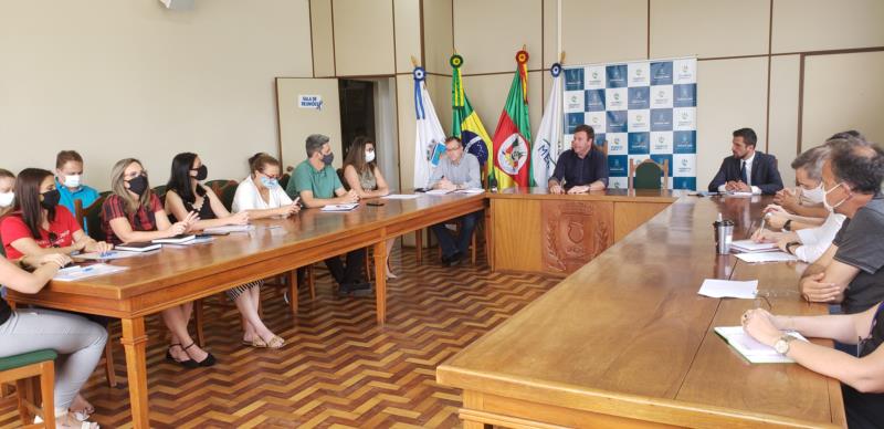 Jarbas da Rosa e Giovane Wickert fazem primeira reunião de transição do governo de Venâncio Aires
