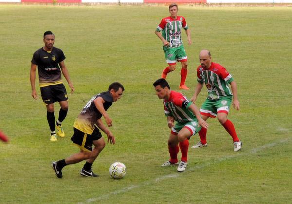 João Alves elimina o Linha Santa Santa e vai a final da Lifasc