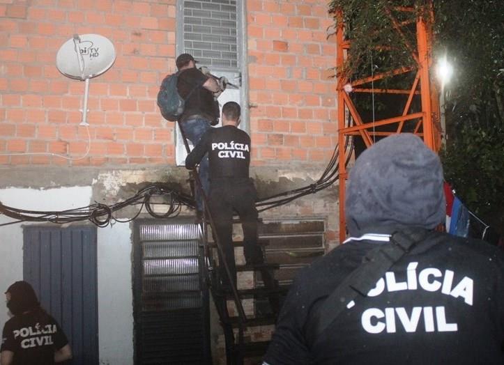 Quatro pessoas são presas em ação de combate a homicídios na capital