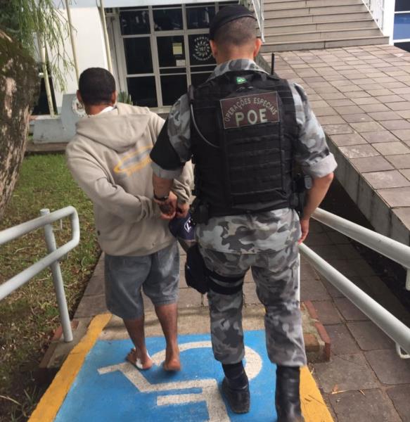 BM recaptura foragido no bairro Santa Vitória