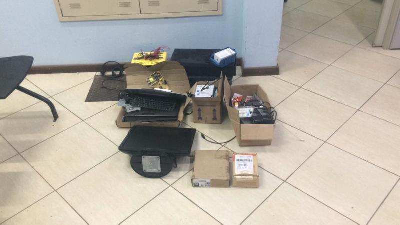 Criminoso é preso em flagrante após arrombar loja no Centro