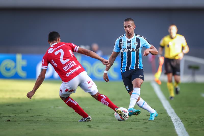 Vila Nova e Grêmio empatam no Serra Dourada