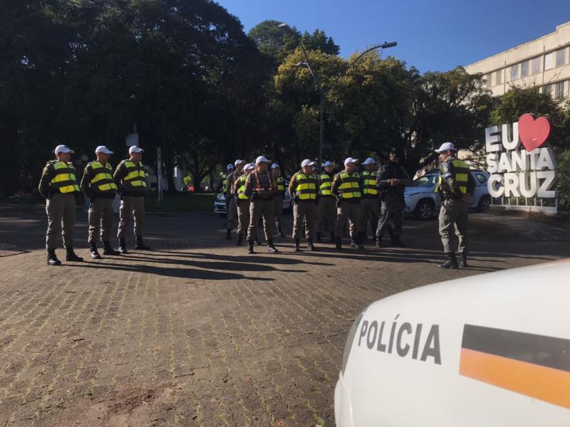 Futuros capitães da Brigada Militar realizam estágio supervisionado no 23° BPM