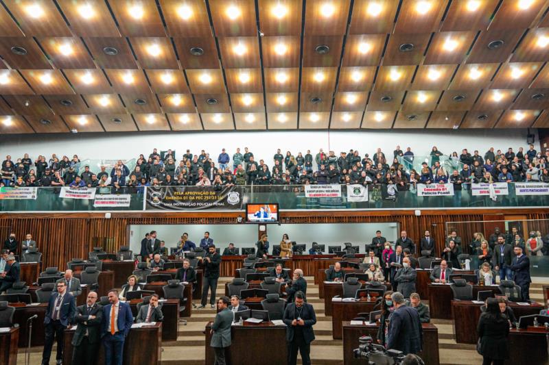 Assembleia aprova PEC que cria polícia penal no Rio Grande do Sul