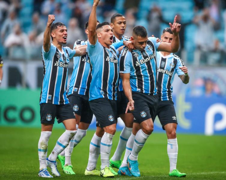 Grêmio goleia o Tombense na Arena