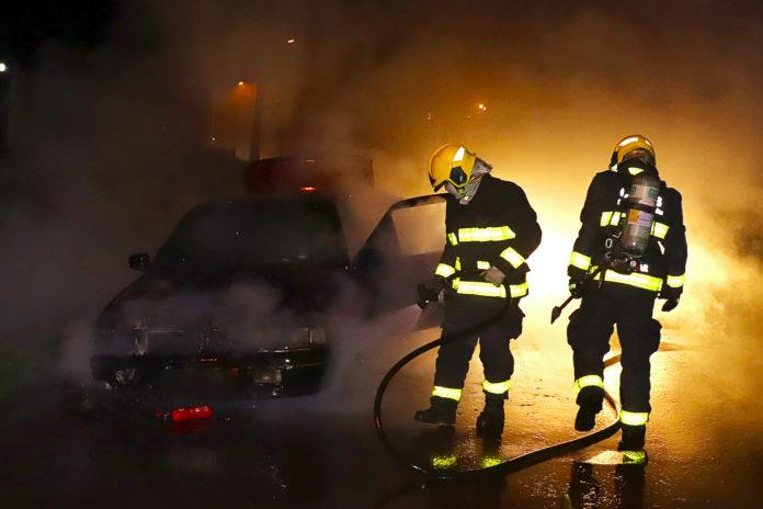 Incêndio atinge veículo no interior de Venâncio Aires