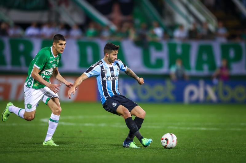 Grêmio empata com a Chapecoense fora de casa