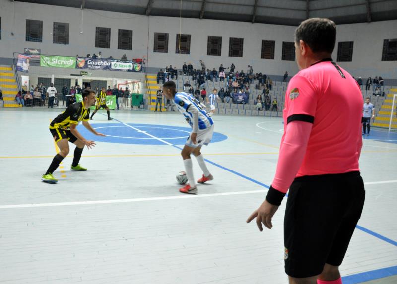 Verona empata em casa pelo estadual de futsal