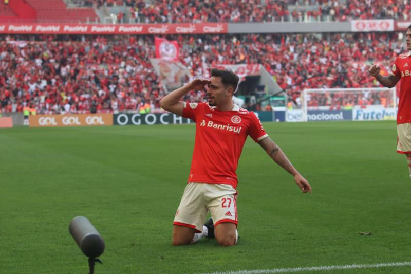 Inter goleia o Atlético-MG