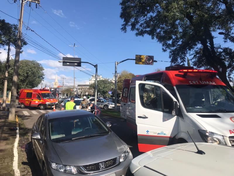 Idosa fica gravemente ferida em atropelamento no Centro de Santa Cruz