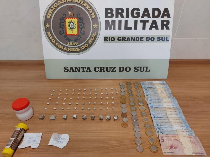 Homem é flagrado comercializando drogas e acaba preso em Santa Cruz