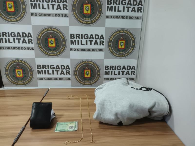 Assaltante aborda viatura e Brigada Militar faz prisão inusitada em Venâncio Aires