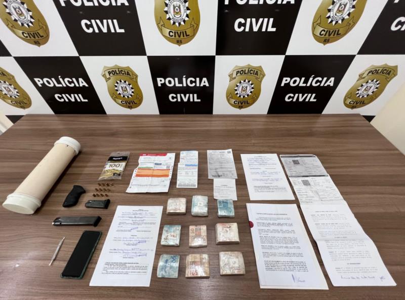 Polícia encontra quase R$ 50 mil enterrados em Santa Cruz