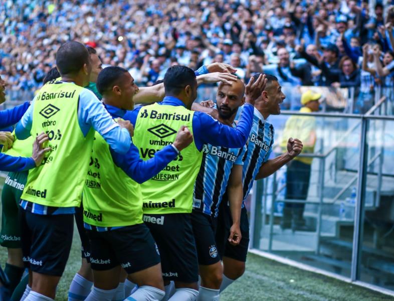 Grêmio vence o Vasco de virada na Arena em Porto Alegre