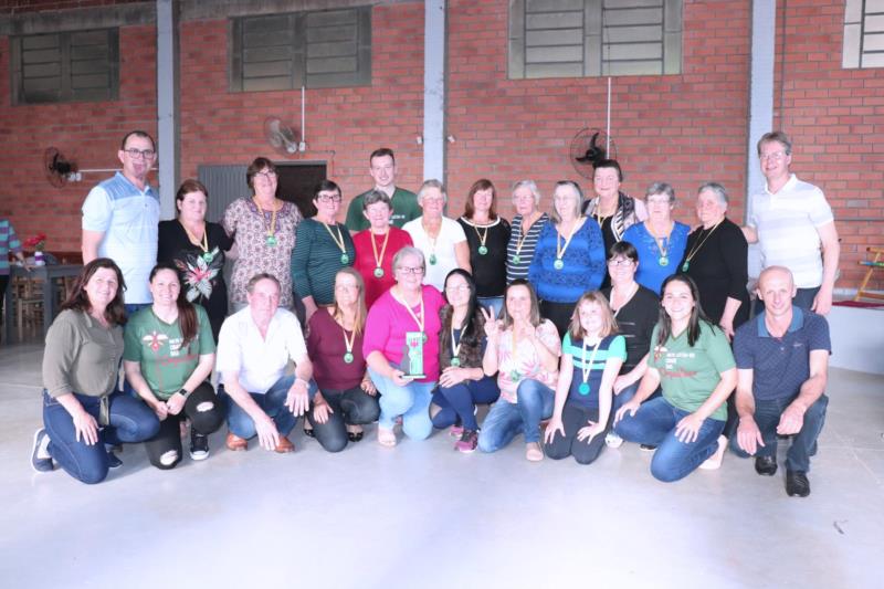 Assocerba é campeã do Municipal de Bolão de Mesa de Mato Leitão