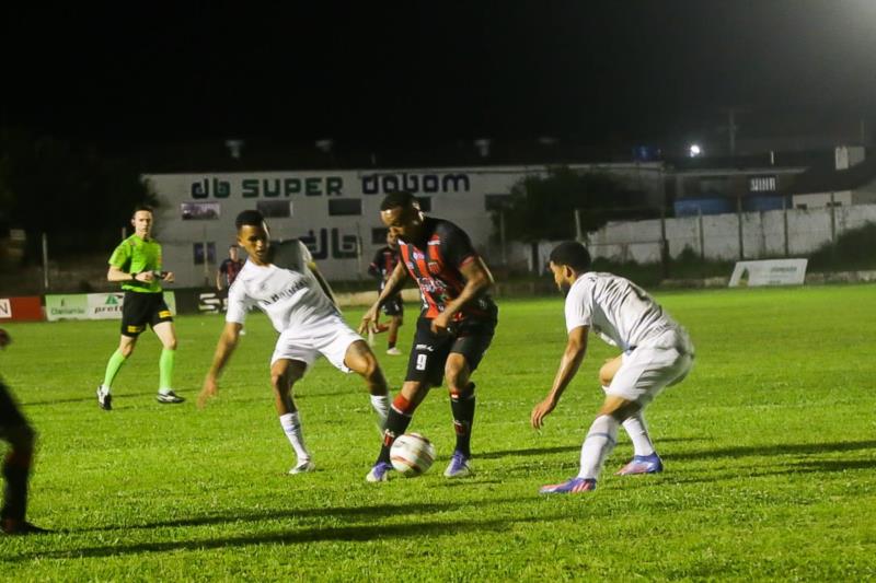 Guarani perde e larga em desvantagem nas quartas