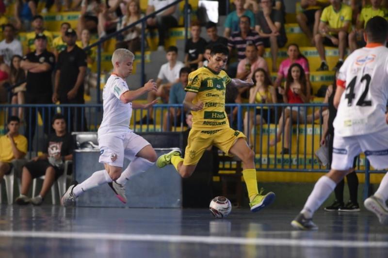 Assoeva vence ACBF no primeiro jogo da final do Gaúchão Sub-20