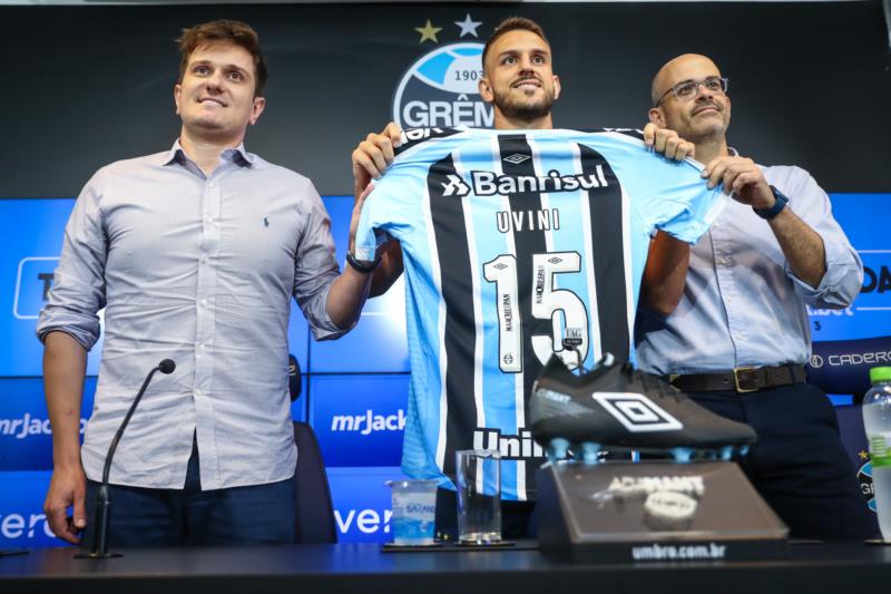 Bruno Uvini e Everton Galdino são apresentados oficialmente pelo Grêmio